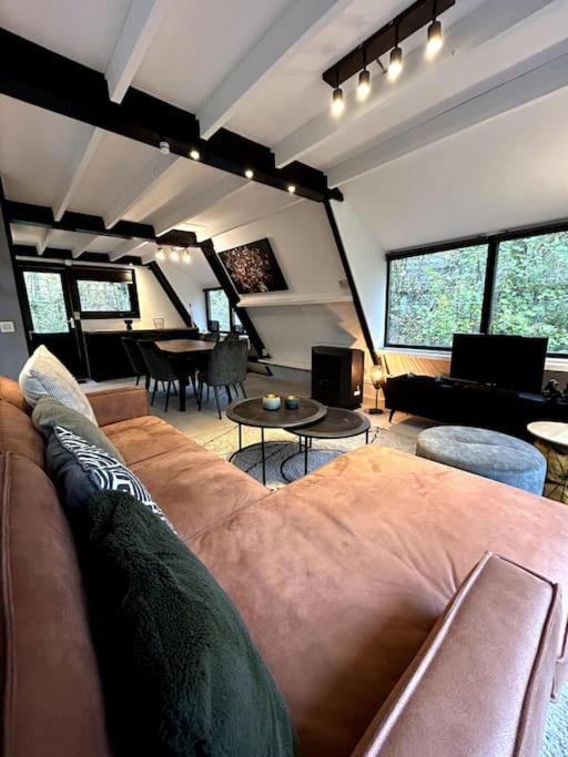 Chaleureux Chalet A Durbuy Exteriör bild